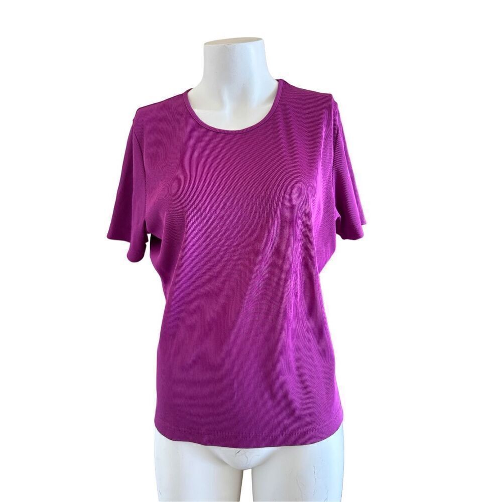 Purple fuschia ribbed crew neck  women’s medium blouse crew neck short sleeve y2